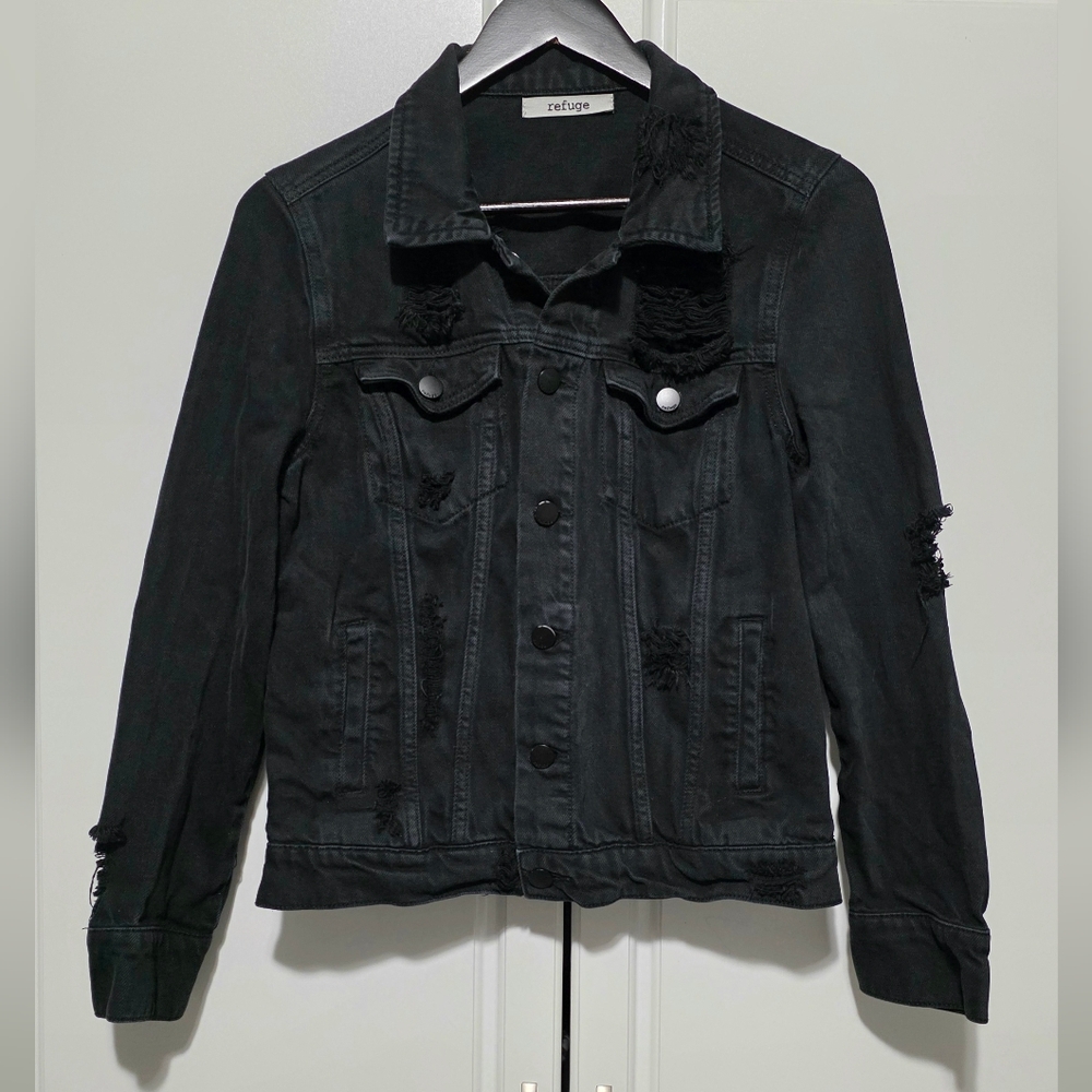 Refuge Womens Distressed Black Wash Cotton Denim Jean Trucker Jacket Ripped Raw